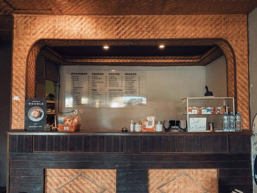 Potret suasana di Kedai Loteng Surabaya (instagram.com/loteng.sub)