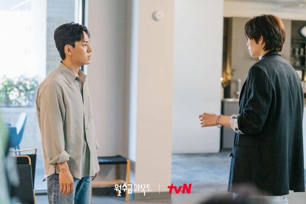 Kim Jae Yeong dan Kang Hyung Seok di drama Love in Contract (instagram.com/tvn_drama)