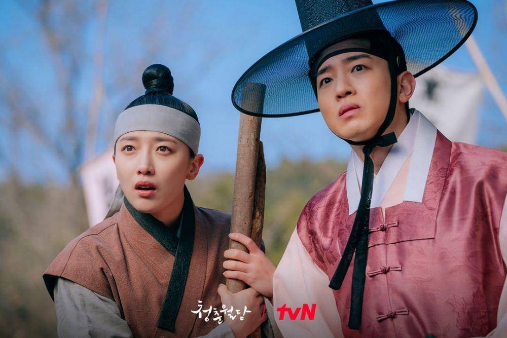 Pyo Ye Jin dan Lee Tae Sun dalam drama Our Blooming Youth (dok. tvN/Our Blooming Youth)