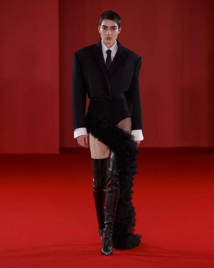 koleksi David Koma AW23 di London Fashion Week (dok. London Fashion Week)