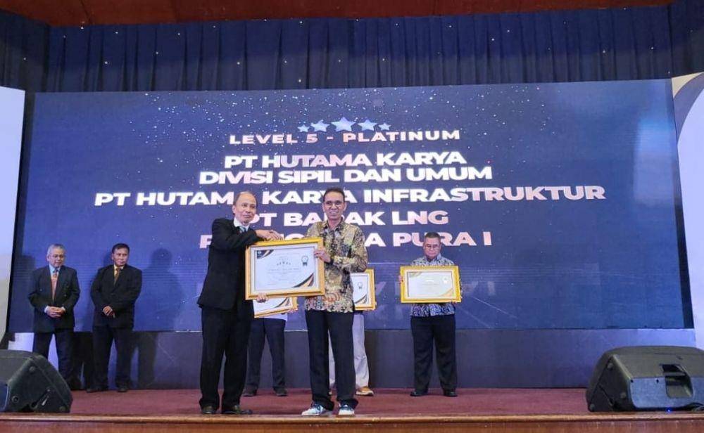 Bandara Sepinggan Balikpapan meraih penghargaan internasional dengan kategori bintang 5 (Platinum) oleh World Safety Organization (WSO). Foto Bandara Sepinggan