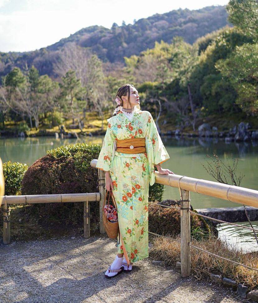 potret Luna Maya liburan ke Jepang (instagram.com/lunamaya)