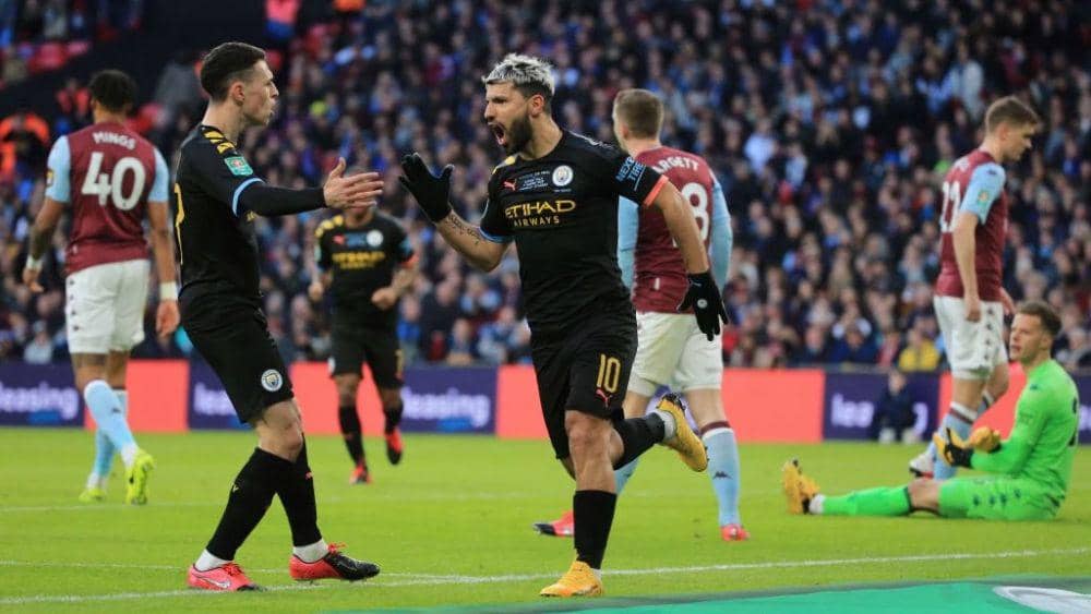 Sergio Aguero mencetak gol ke gawang Aston Villa. (mancity.com)