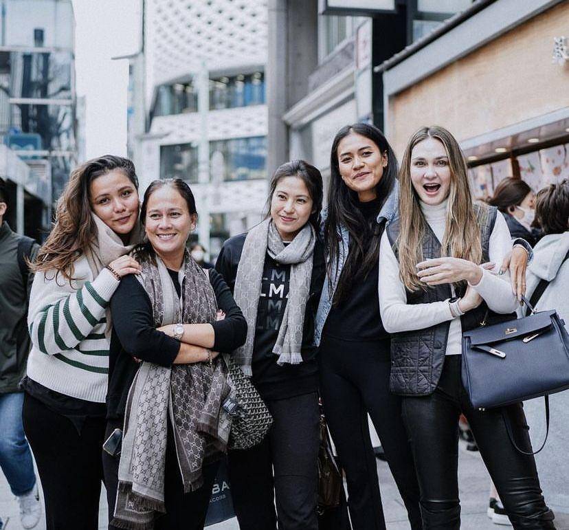 potret Luna Maya liburan ke Jepang (instagram.com/lunamaya)