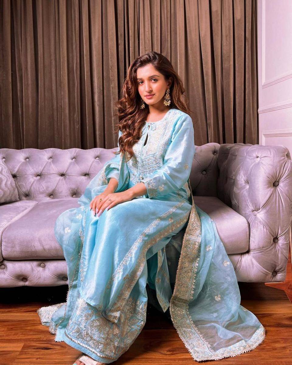 Nidhi Shah (instagram.com/nidz_20)