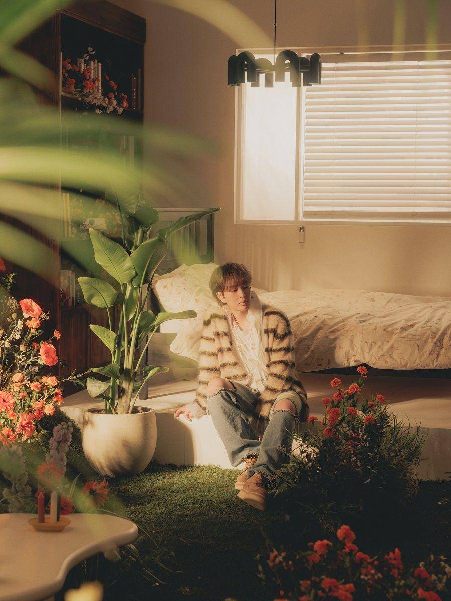 potret Onew SHINee di teaser image album "Circle" (twitter.com/SHINee)