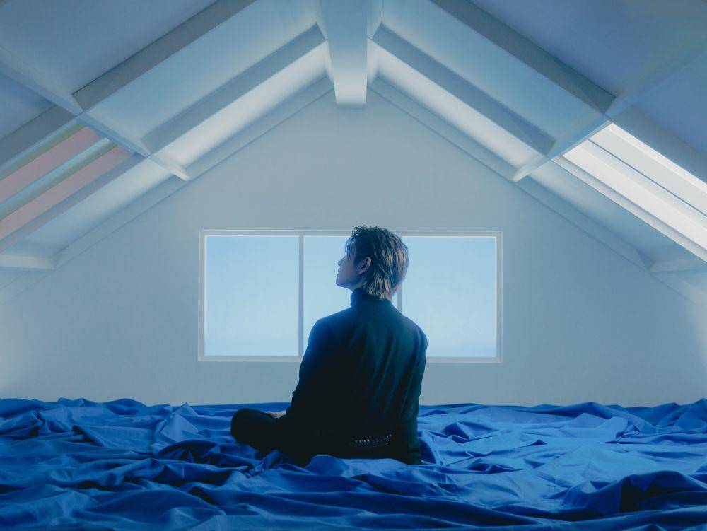 potret Onew SHINee di teaser image full album pertama "Circle" (twitter.com/SHINee)