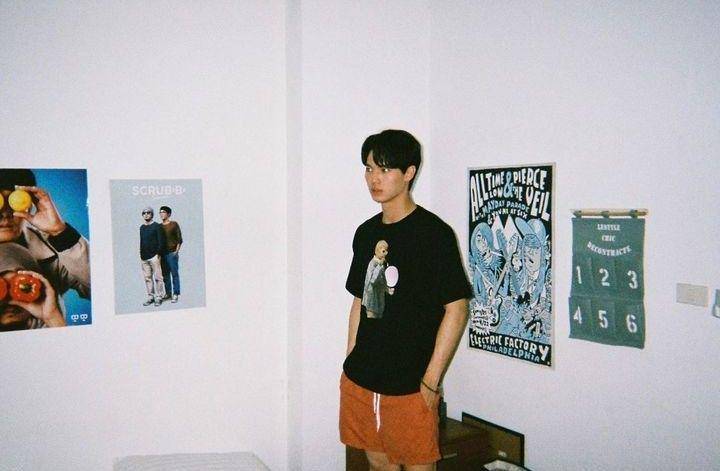 outfit short pants ala Win Metawin (instagram.com/winmetawin)