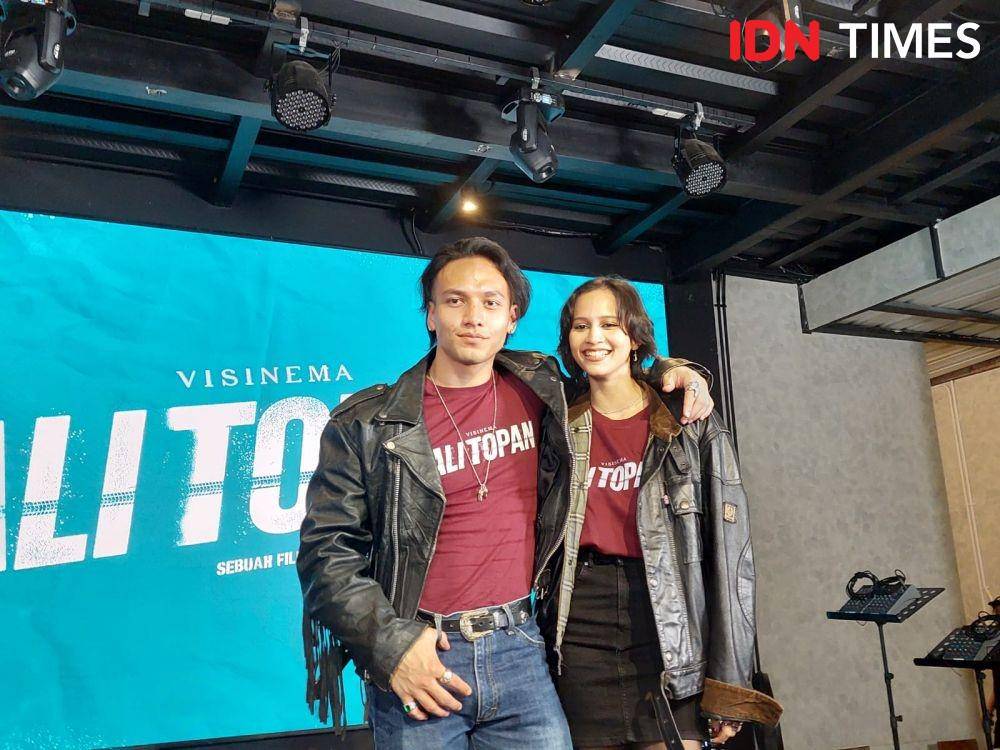 Film Ali Topan saat konferensi pers di Kopi Bajawa Flores Kemang, Jakarta Selatan pada Senin, 27 Februari 2023. (IDN Times/Erfah Nanda)