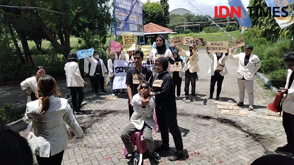 Sebut Langgar Etik, Petinggi Stikosa AWS Ancam Beredel Pers Mahasiswa