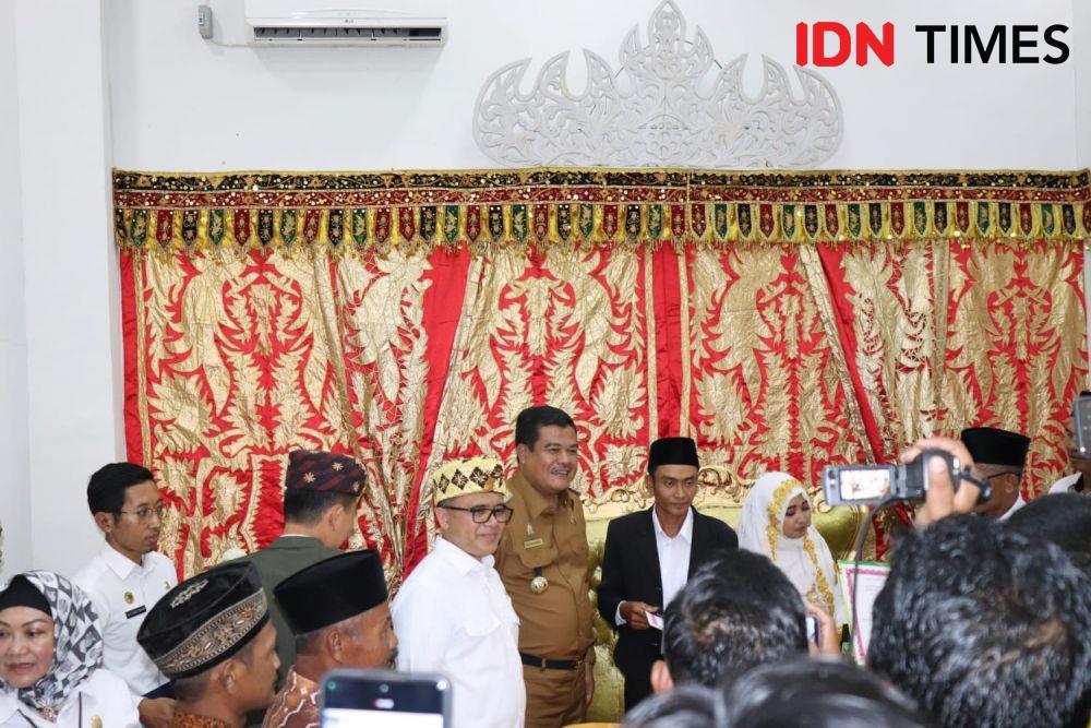 Cerita Pasutri di Lampung Tengah, Nikah Dihadiri Men-PAN RB dan Bupati