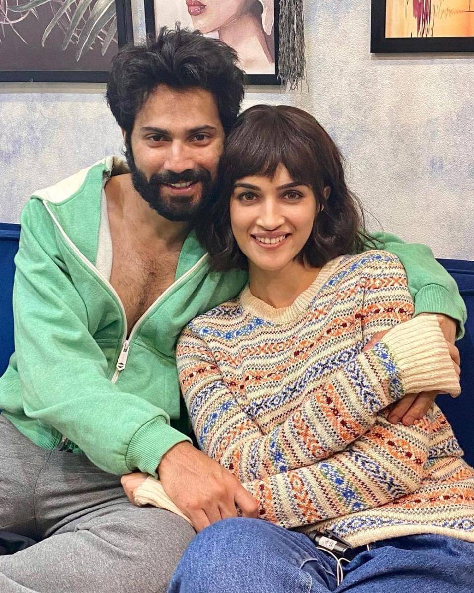 Kriti Sanon dan Varun Dhawan (instagram.com/kritisanon)