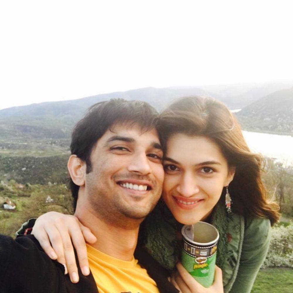 Kriti Sanon dan Sushant Singh Rajput (instagram.com/kritisanon)