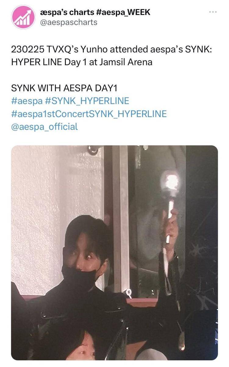 potret Yunho di konser aespa hari pertama (twitter.com/@aespacharts)