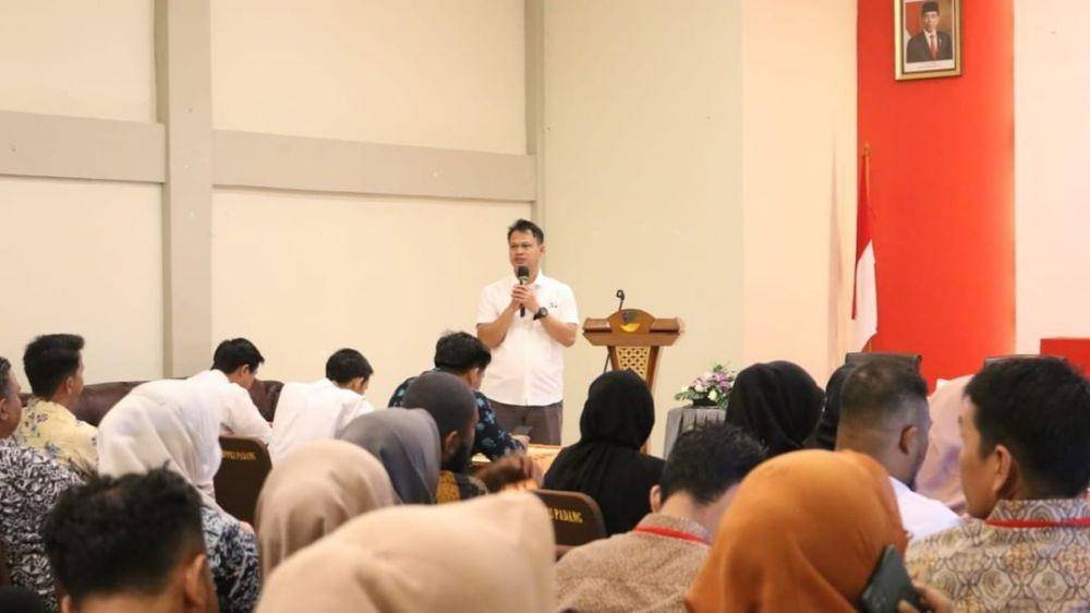 Kegiatan pelaksanaan Pelatihan Teknis SSIKS-NG Batch-11 digelar 22-25 Februari 2023 di Kampus II BBPPKS Padang, Kota Padang, Sumatera Barat. Peserta terdiri dari operator dari pemerintah daerah dan provinsi. (Dok. Kemensos)