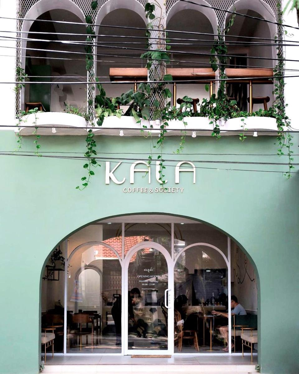 Kala Coffee & Society, Kafe Minimalis nan Estetis di Jogja