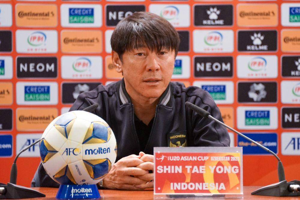 Pelatih Timnas Indonesia U-20, Shin Tae Yong dalam jumpa pers jelang lawan Irak U-20, Selasa (28/2/2022). (Dok. PSSI)