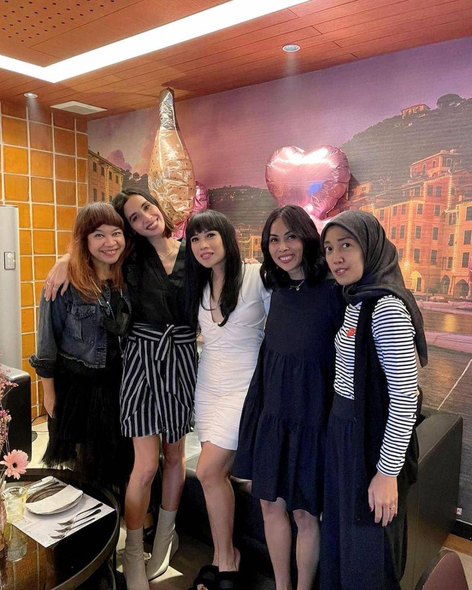OOTD feminin ala Marsha Timothy (instagram.com/marshatimothy)