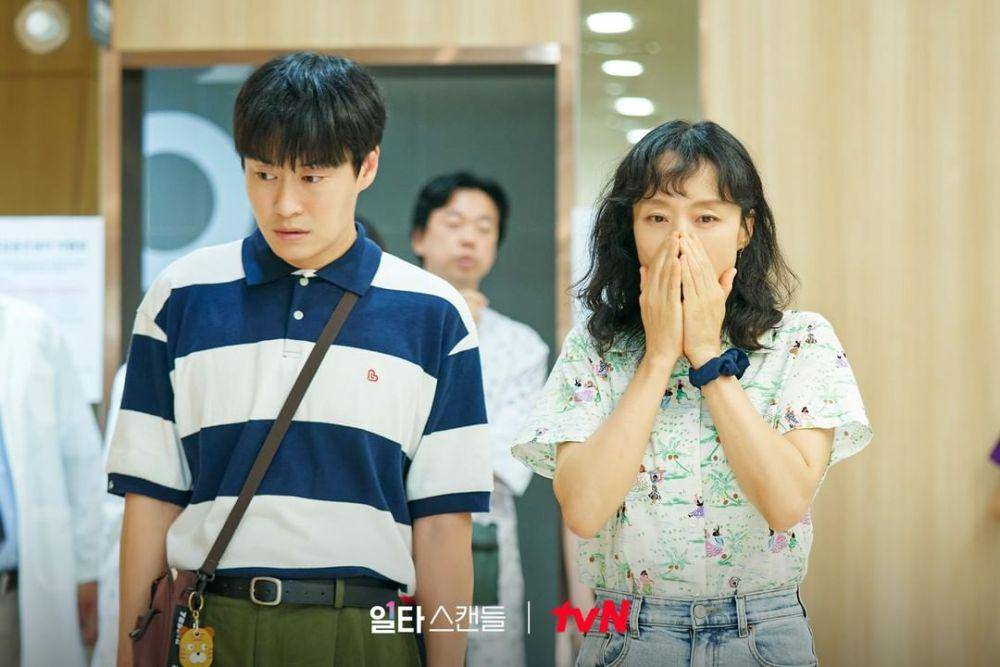 Jeon Do Yeon dan Oh Eui Sik di Crash Course in Romance (instagram.com/tvn_drama)