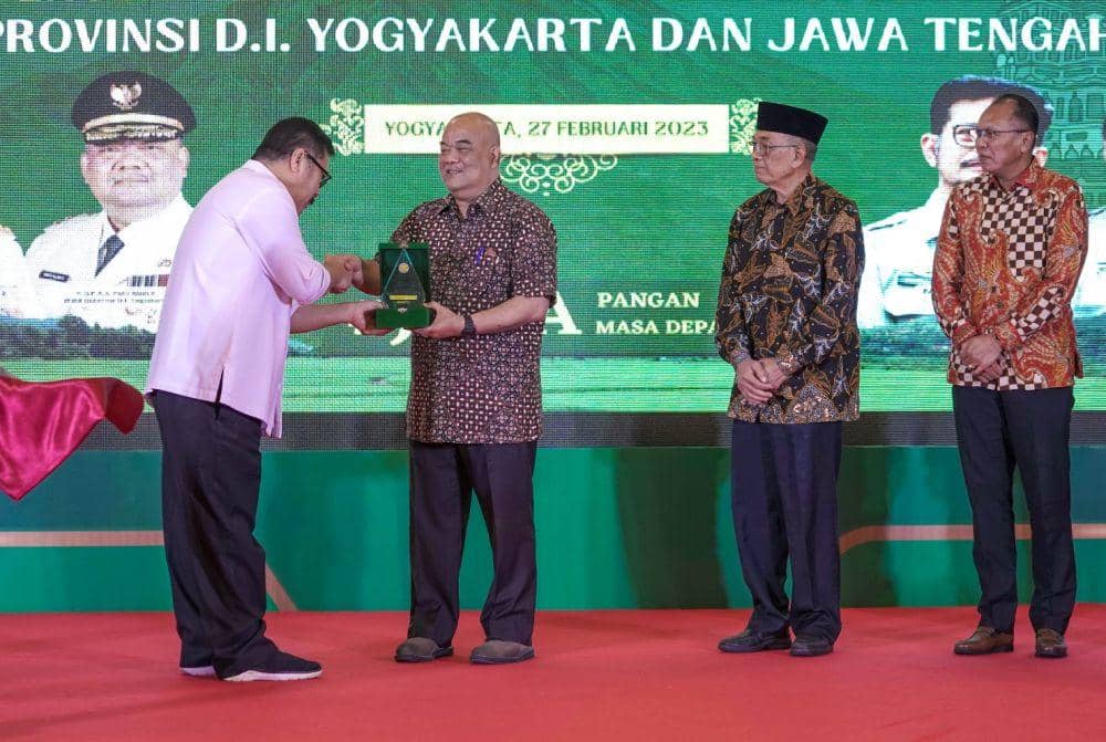 Rakor Pengawasan dan Pengendalian Alih Fungsi Lahan Pertanian, Senin (27/2/2023) di Hotel Eastparc, Yogyakarta. (Dok. Humas Pemda DIY)