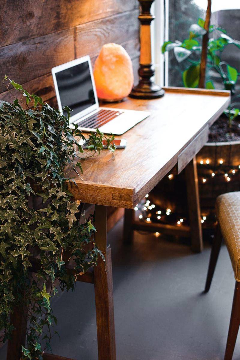 ilustrasi rustic room (pexels.com/Andrea Davis)