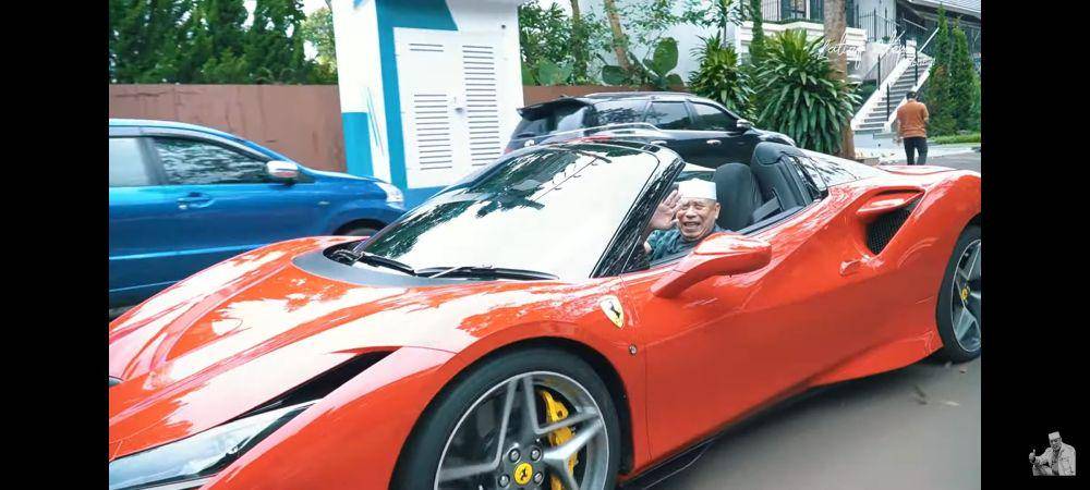 momen seru Latief Sitepu kunjungi rumah Raffi Ahmad. (youtube.com/Latief Sitepu Channel)