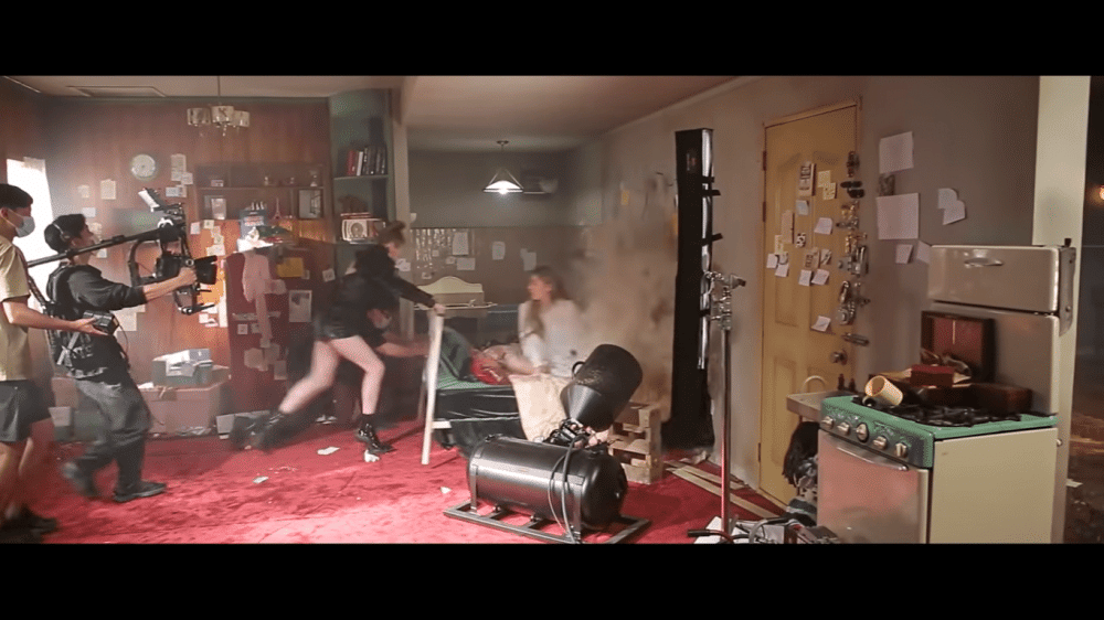 Cuplikan Jeon Somi - What You Waiting For (dok. THEBLACKLABEL/JEON SOMI - 'What You Waiting For' M/V MAKING FILM)