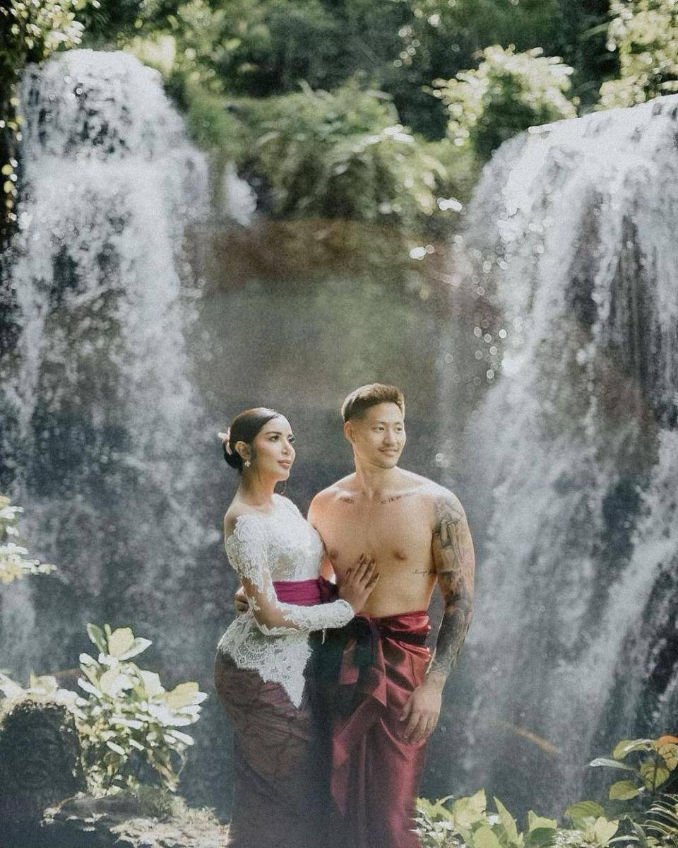 Millen Cyrus dan pacar (@matanaiphotography via instagram.com/millencyrus)
