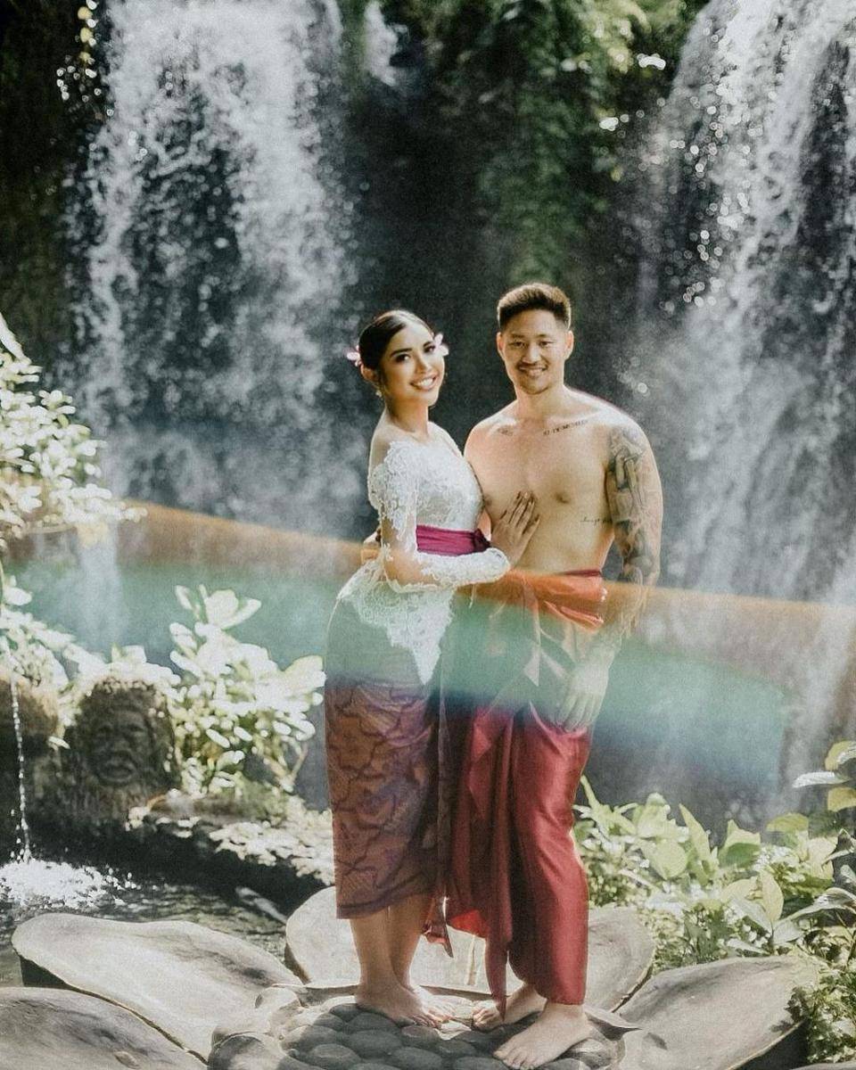 Millen Cyrus dan pacar (@matanaiphotography via instagram.com/millencyrus)