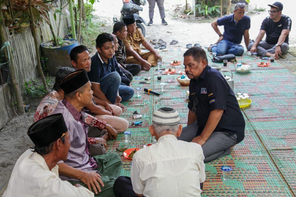 Warga Desa Kubah Minta Perbaikan Jalan, NasDem Siap Perjuangkan