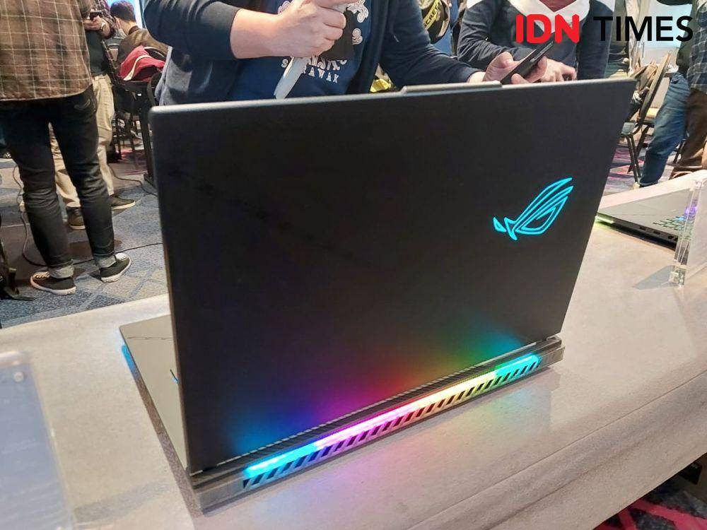 laptop gaming ROG (dok. IDN Times/Fatkhur Rozi)