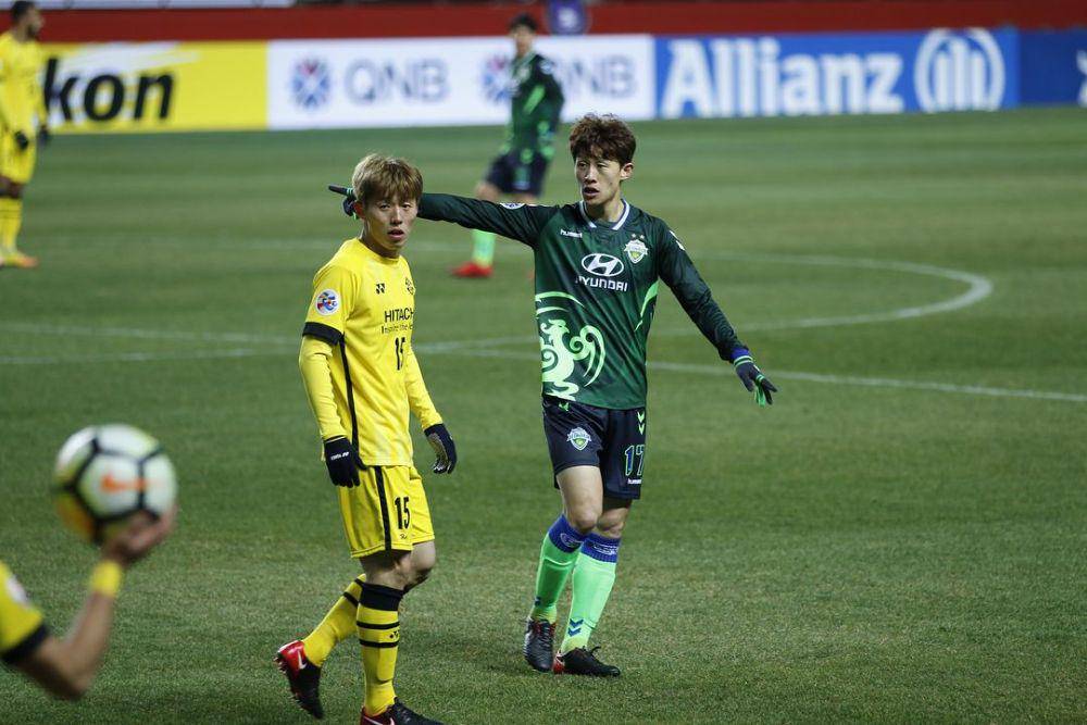 Lee Jae Sung saat berseragam Jeonbuk Hyundai. (instagram.com/jaesung17)