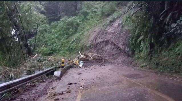Longsor yang terjadi di Desa Sukomulyo, Kecamatan Pujon, Kabupaten Malang. (Dok. BPBD Kabupaten Malang)