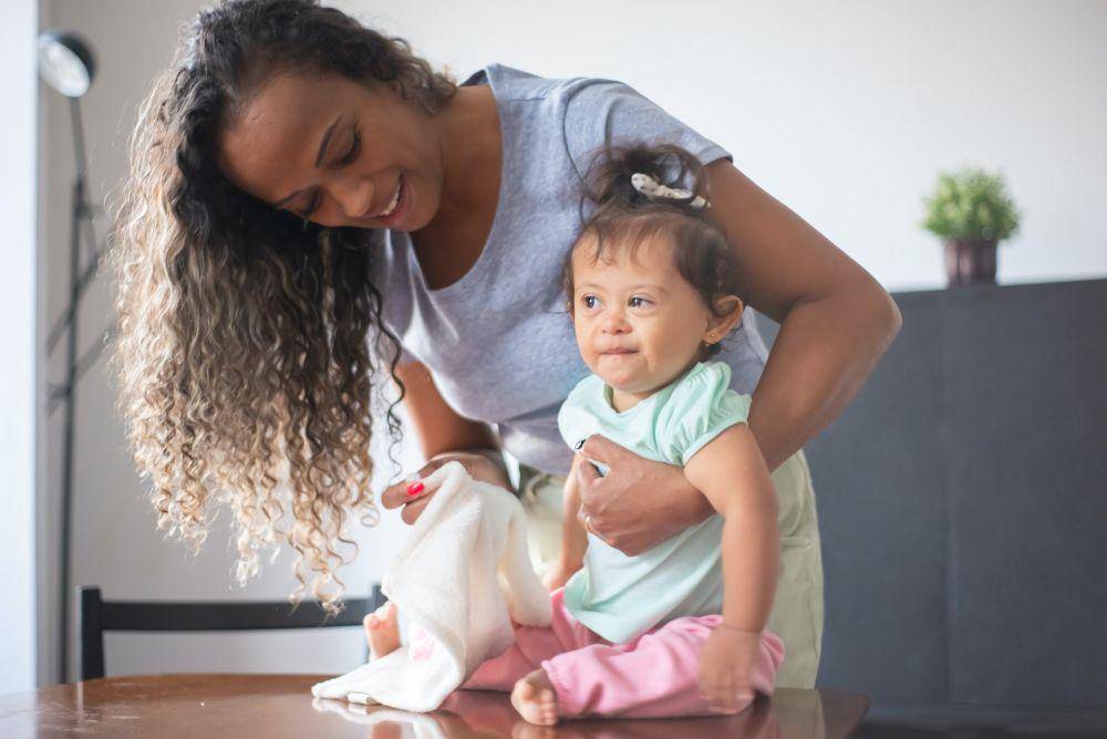ilustrasi ibu dan bayi (pexels.com/kampus)