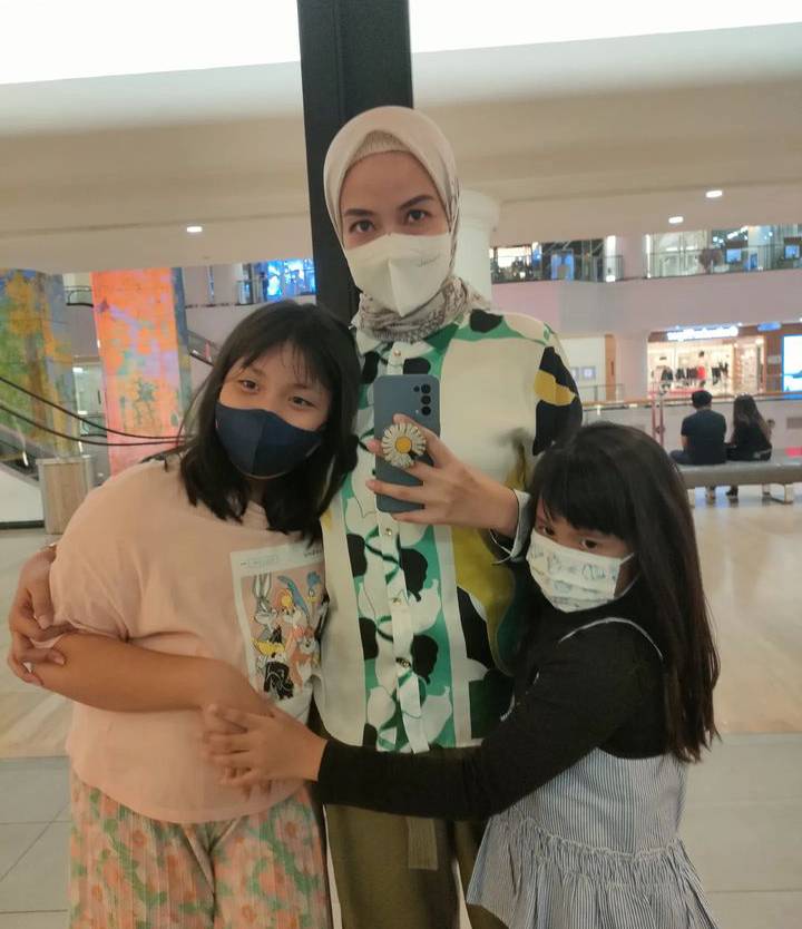 potret Rindu dan anak (instagram.com/rindufebiane)