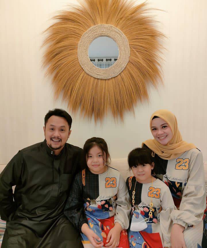 potret Rindu dan keluarga (instagram.com/rindufebiane)