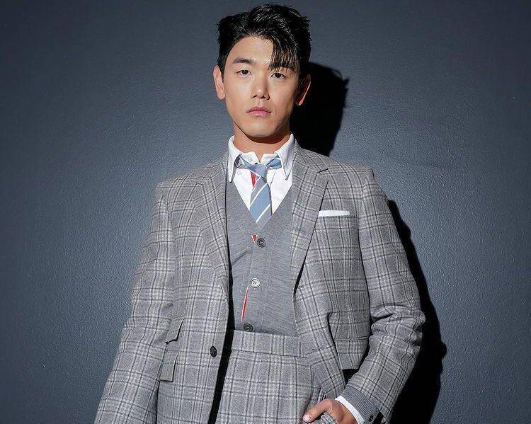 Eric Nam (instagram.com/ericnam)