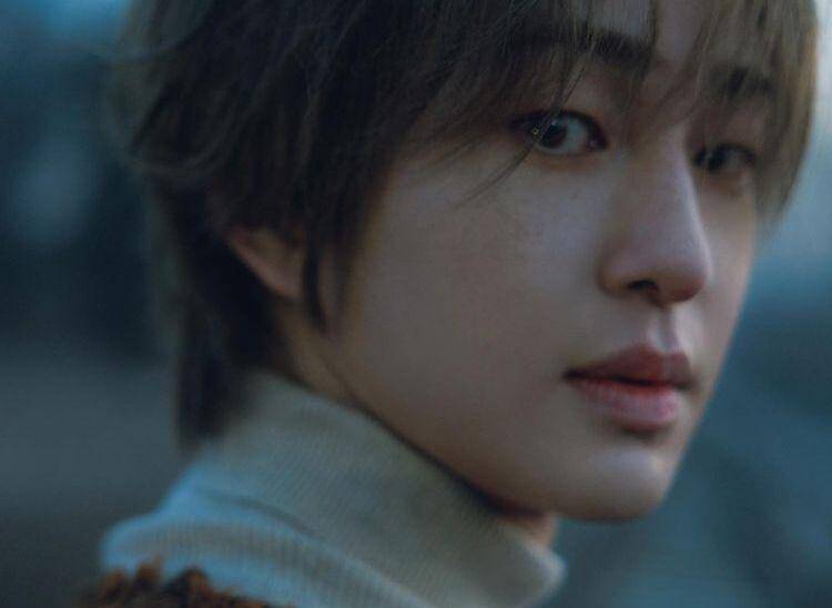 Onew SHINee (instagram.com/shinee)