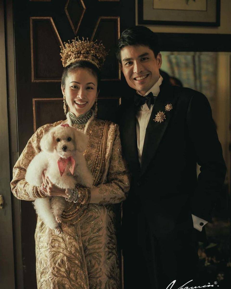 potret pernikahan Nong Poy dan Oak Phakwa (instagram.com/poydtreechada)
