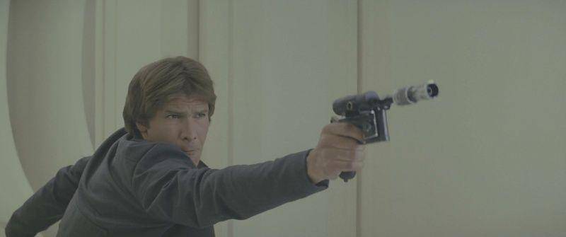 DL-44 heavy blaster pistol (dok. 20th Century Fox/Star_Wars_(1977))