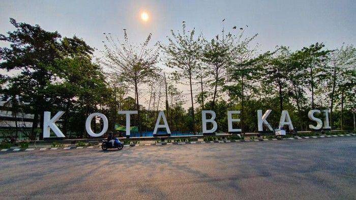 ikon Kota Bekasi (https://diskominfo.bekasikota.go.id/)