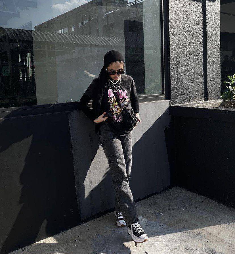 Inspirasi Outfit Gaya Boyish ala Salwa Febi (instagram.com/salwaturmeis_)