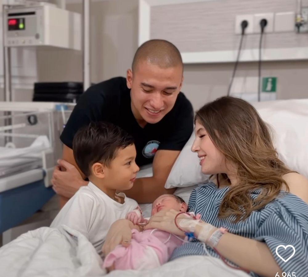 10 Potret Haru Mikaila Patritz di Persalinan Anak Kedua, Selamat!