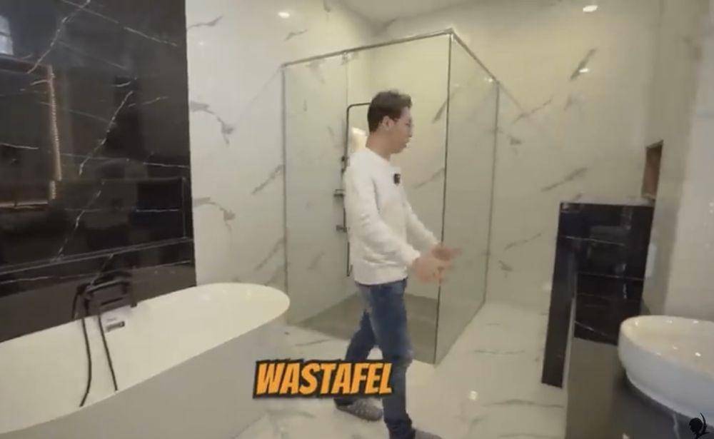 rumah baru dr. Richard Lee (youtube.com/dr. Richard Lee, MARS)