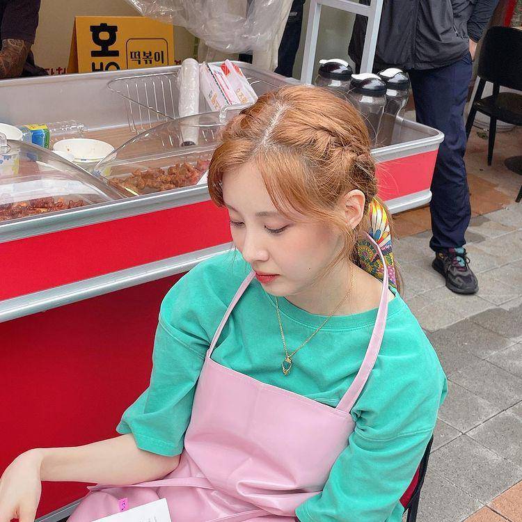 hairstyle rambut panjang ala Seohyun SNSD (instagram.com/seojuhyun_s)