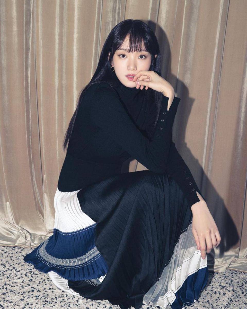 Lee Sung Kyung (instagram.com/heybiblee)