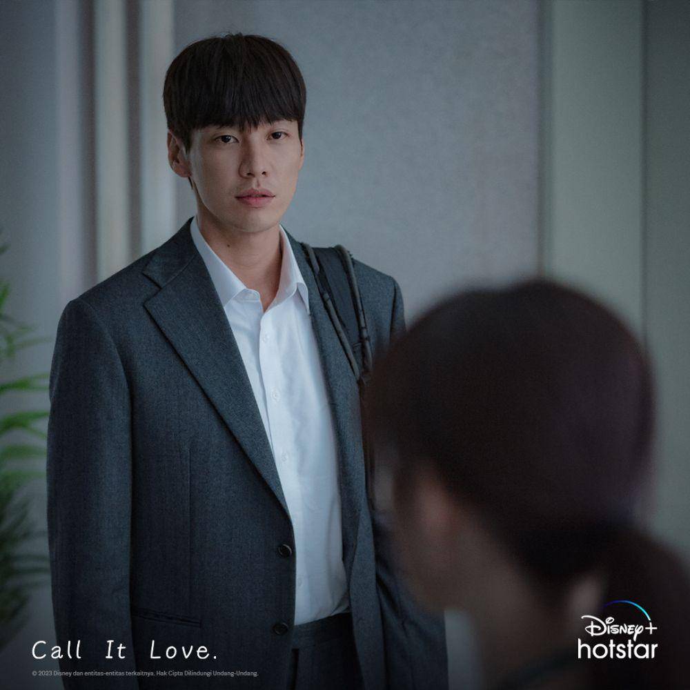 Kim Young Kwang dalam Call It Love (dok. Disney Plus/Call It Love)