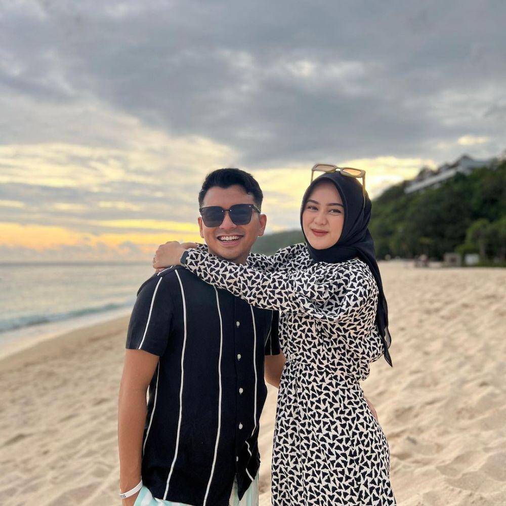 potret Reza Surya Putra dan Alifhia Fitri (instagram.com/alifhiafitri)