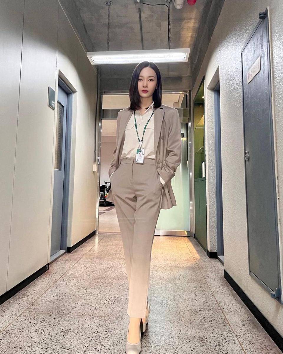 Jin So Yeon (instagram.com/lazy.yeon)