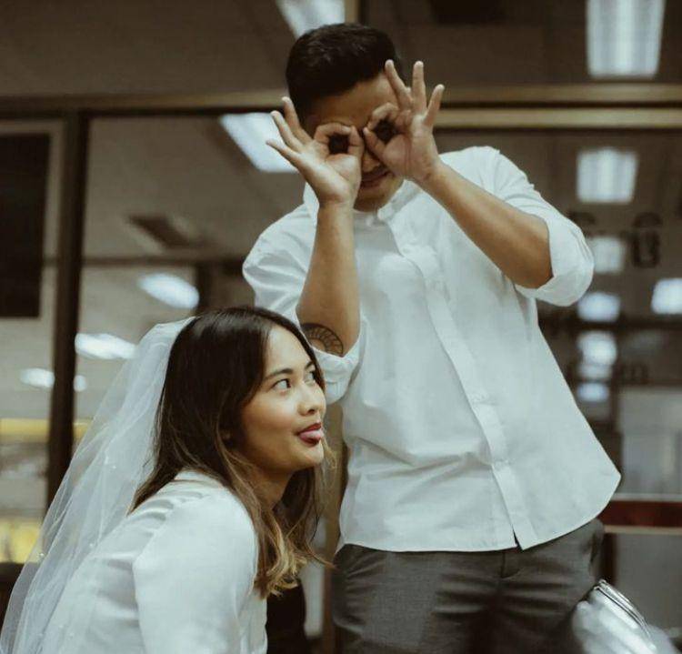 Pernikahan adik Vidi (Instagram.com/devinadeascal)